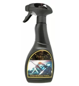 Des vitres impeccables en 2 minutes : le secret des passionnés de voiture